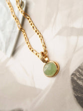 Load image into Gallery viewer, Green Stone Pendant Necklace
