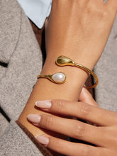 Load image into Gallery viewer, Open Cuff Stone Bracelet
